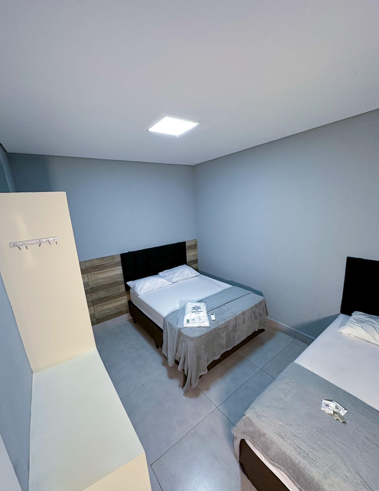 Quarto econômico individual